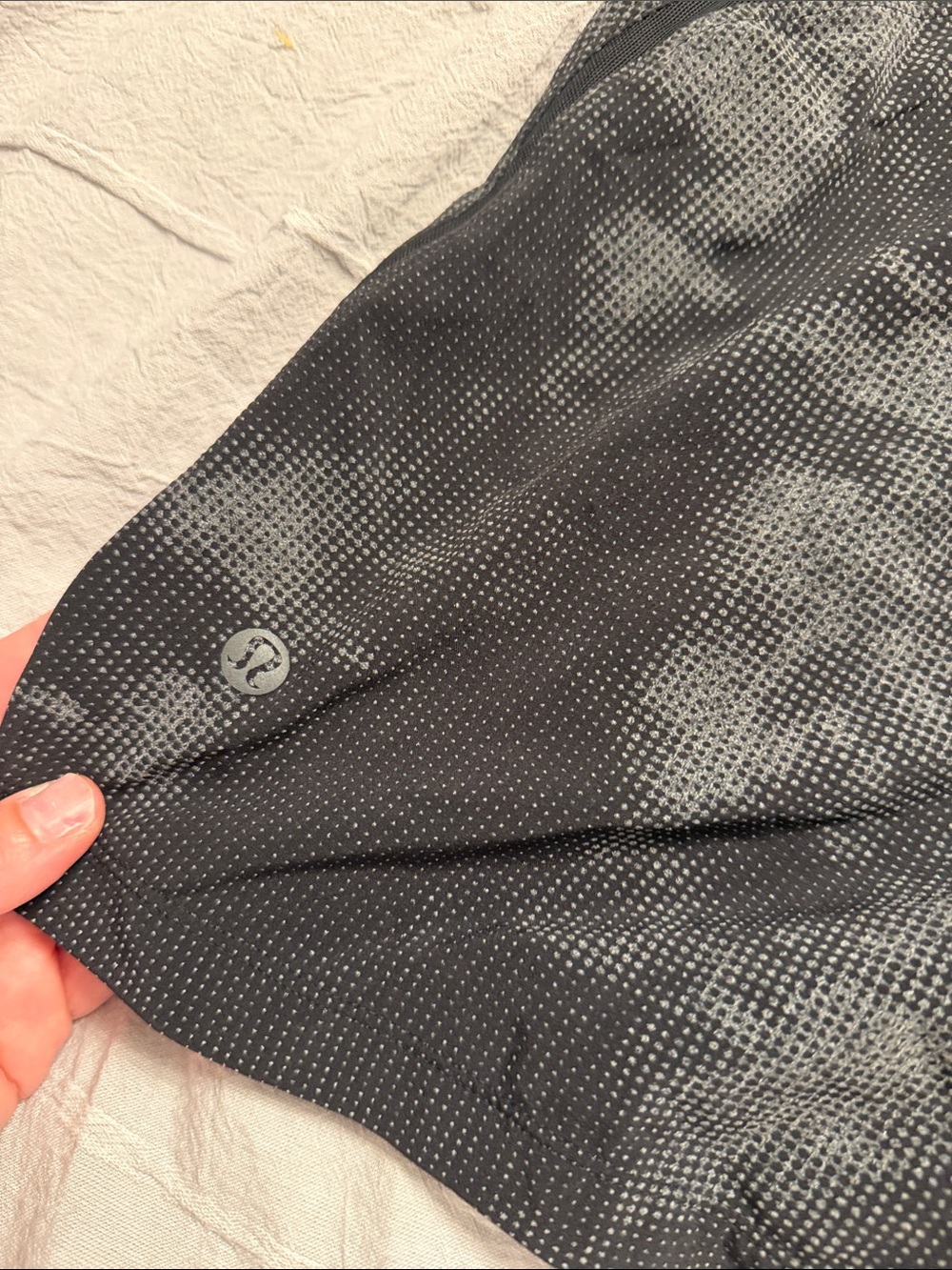 BNNW men’s lululemon pace breaker linerless shorts - Picture 9 of 9